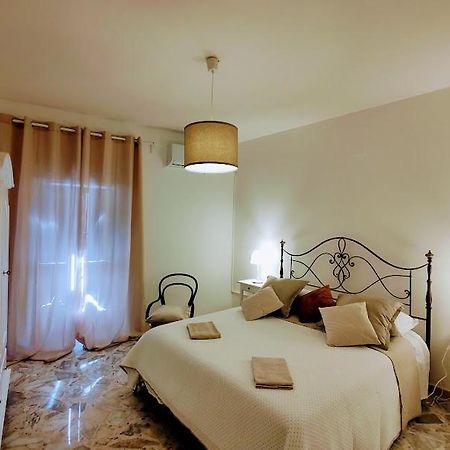 Appartement L'Acqua Marin à Bari Extérieur photo